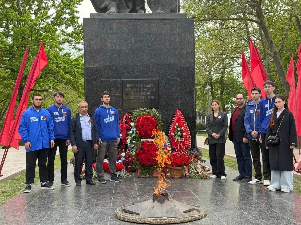 активисты «молодой гвардии» проводят акции к 81-й годовщине великой победы картинки мгер